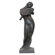 <p>Angelo Galli "Maternit&agrave;"<br />Scultura in bronzo cm. 60</p> <i>Galetti galleria d'arte di Alessandro Biffanti</i>